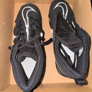 NWT Nike Football Cleats 3 youth
